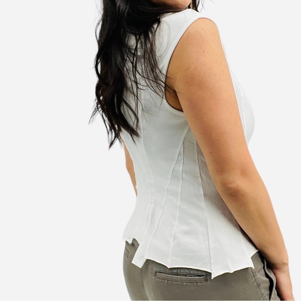 Ivan Grundahl Designer Solid White Sleeveless V N… - image 2